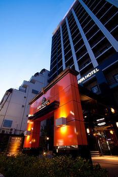 APA Hotel Namba Shinsaibashi - Tap to explore photos